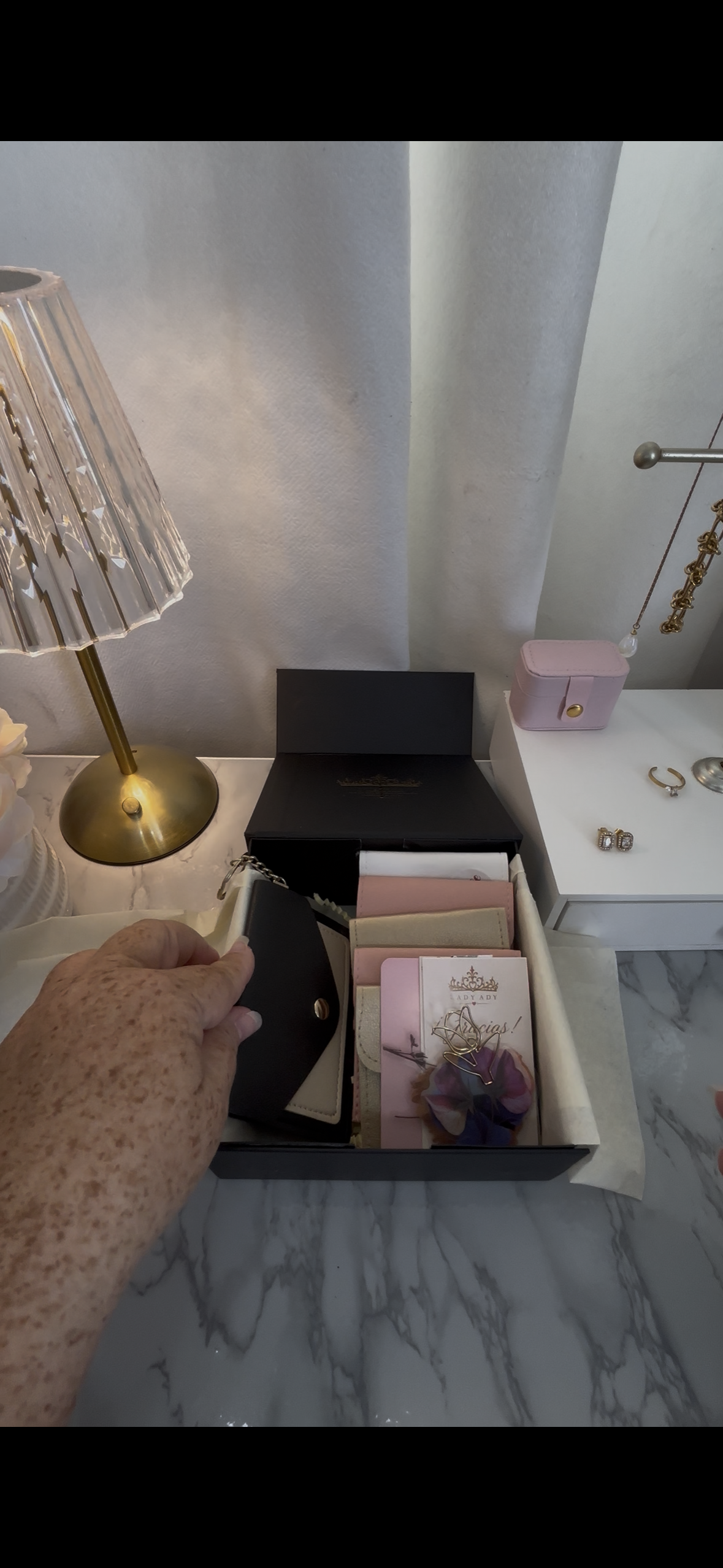 Lady Ady Mystery Box Encanto