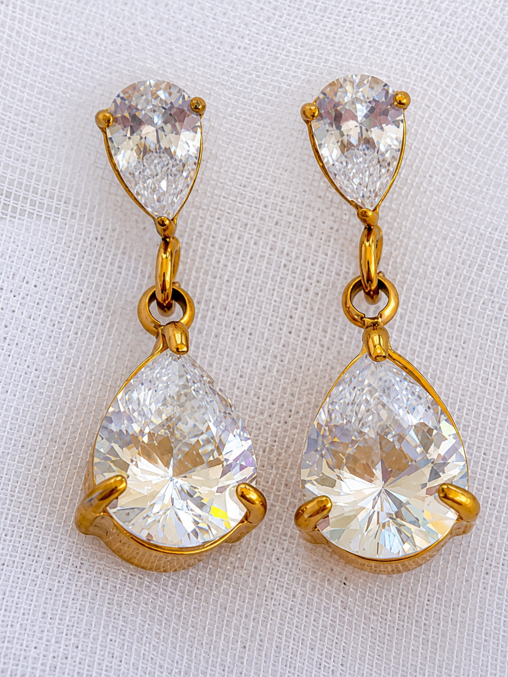 Aretes Reina Cristal Imperial | Acero 316L y Baño PVD 18K | Lady Ady