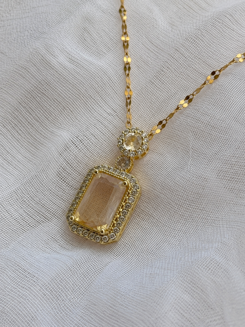 Collar Esencia Radiante | Acero 316L y Baño PVD 18K | Lady Ady