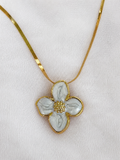 Collar Flor de Magnolia | Acero 316L y Baño PVD 18K | Lady Ady