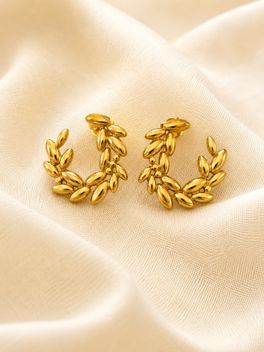 Aretes Laurel Dorado